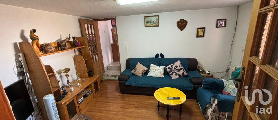 House T4 in Seixal, Arrentela e Aldeia de Paio Pires of 130 m²