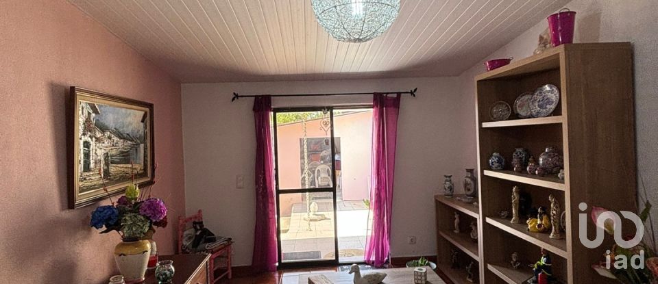 House T4 in Seixal, Arrentela e Aldeia de Paio Pires of 130 m²