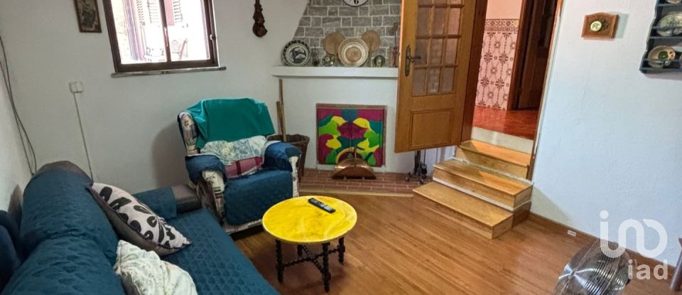 House T4 in Seixal, Arrentela e Aldeia de Paio Pires of 130 m²