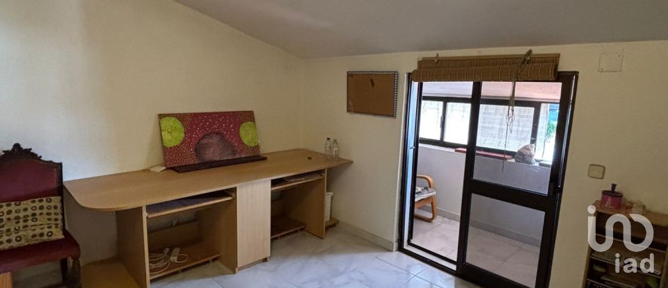 House T4 in Seixal, Arrentela e Aldeia de Paio Pires of 130 m²