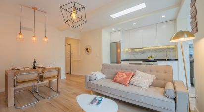 Apartment T2 in Algés, Linda-a-Velha e Cruz Quebrada-Dafundo of 105 m²