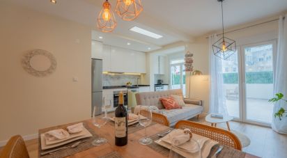 Apartment T2 in Algés, Linda-a-Velha e Cruz Quebrada-Dafundo of 105 m²