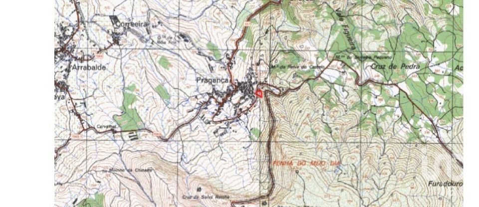 Building plot in Lamas e Cercal of 950 m²