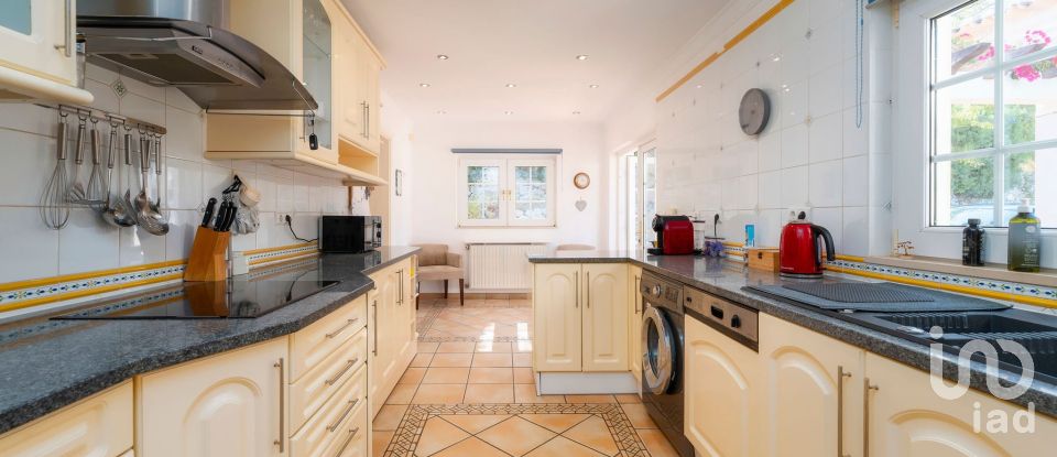 Maison T4 à Boliqueime de 135 m²