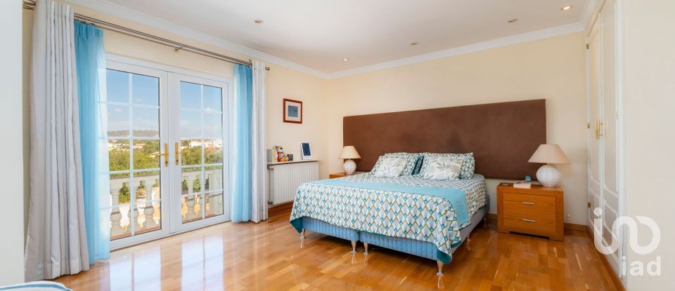 Maison T4 à Boliqueime de 135 m²