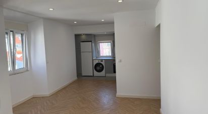 Appartement T2 à Santo António de 56 m²
