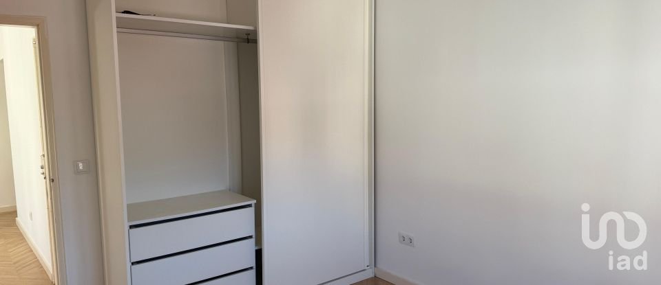 Appartement T2 à Santo António de 56 m²