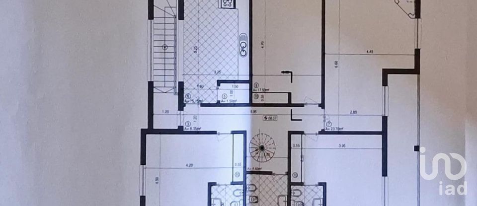 Moradia T5 em Fernão Ferro de 150 m²
