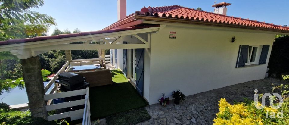 Maison T4 à Castelo do Neiva de 245 m²