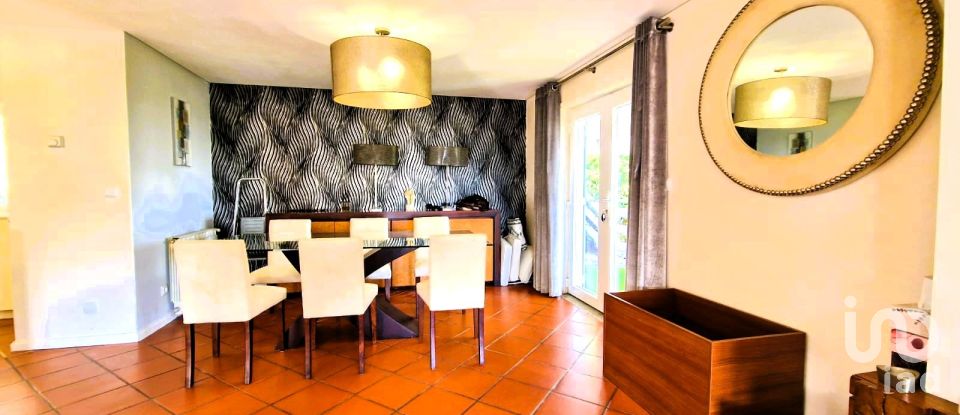 Maison T4 à Castelo do Neiva de 245 m²