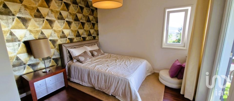 Maison T4 à Castelo do Neiva de 245 m²