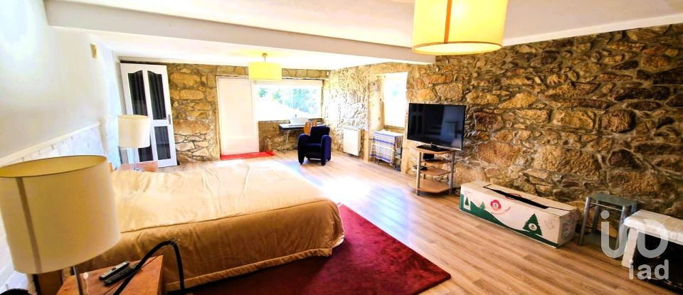 Maison T4 à Castelo do Neiva de 245 m²