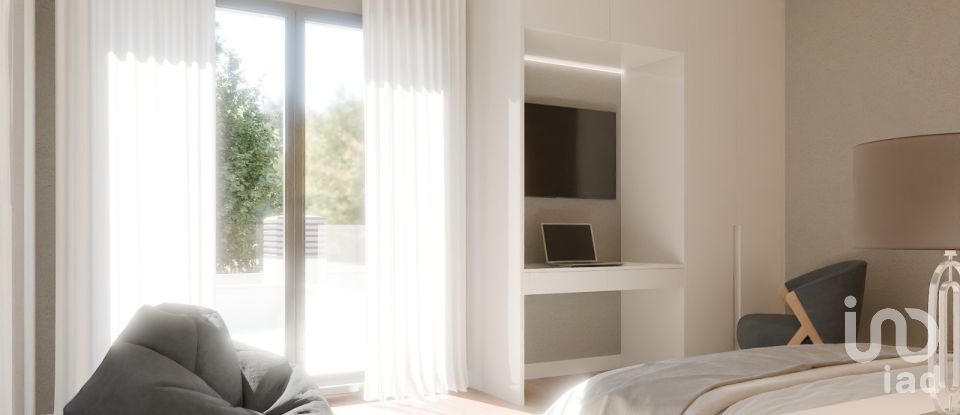 Maison T4 à Nossa Senhora de Fátima de 217 m²