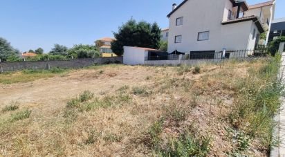 Terrain à bâtir à Guarda de 410 m²