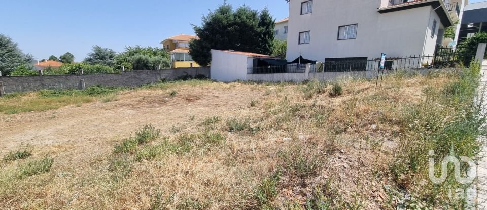 Terreno urbano em Guarda de 410 m²