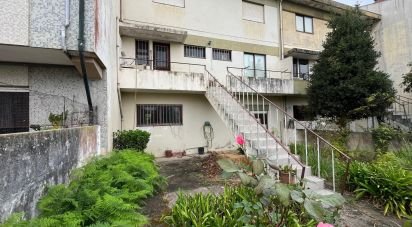 Maison mitoyenne T4 à Santa Marinha E São Pedro Da Afurada de 180 m²