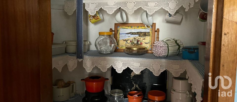 Moradia em banda T4 em Santa Marinha E São Pedro Da Afurada de 180 m²