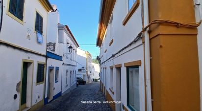 Maison traditionnelle T2 à Sé e São Lourenço de 76 m²