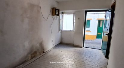 Maison traditionnelle T2 à Sé e São Lourenço de 76 m²