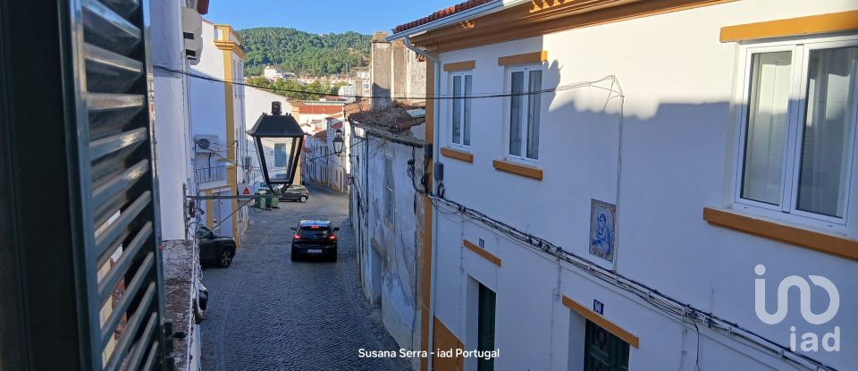 Casa tradicional T2 em Sé e São Lourenço de 76 m²