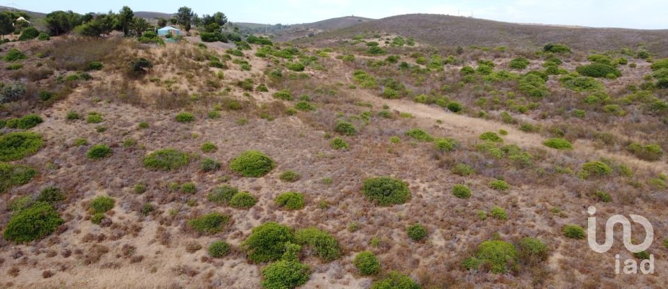 Terreno em Budens de 10 040 m²