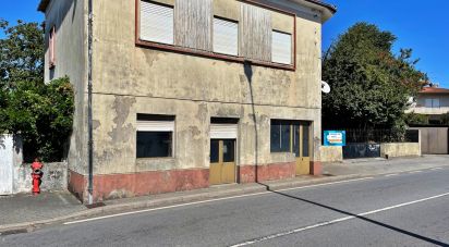 Maison T8 à Bougado (São Martinho e Santiago) de 270 m²