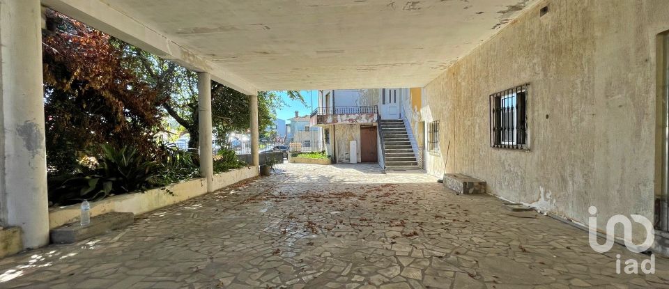 House T8 in Bougado (São Martinho e Santiago) of 270 m²