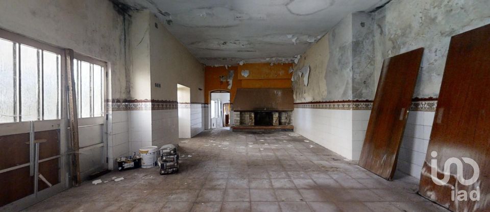 House T8 in Bougado (São Martinho e Santiago) of 270 m²