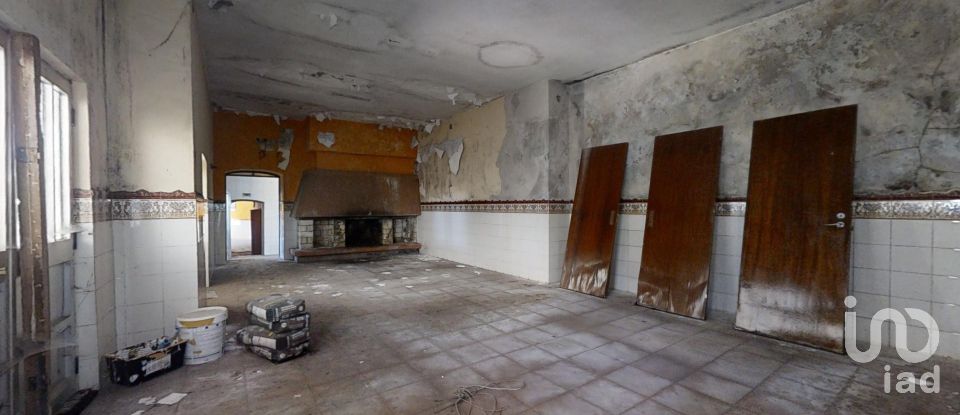 House T8 in Bougado (São Martinho e Santiago) of 270 m²