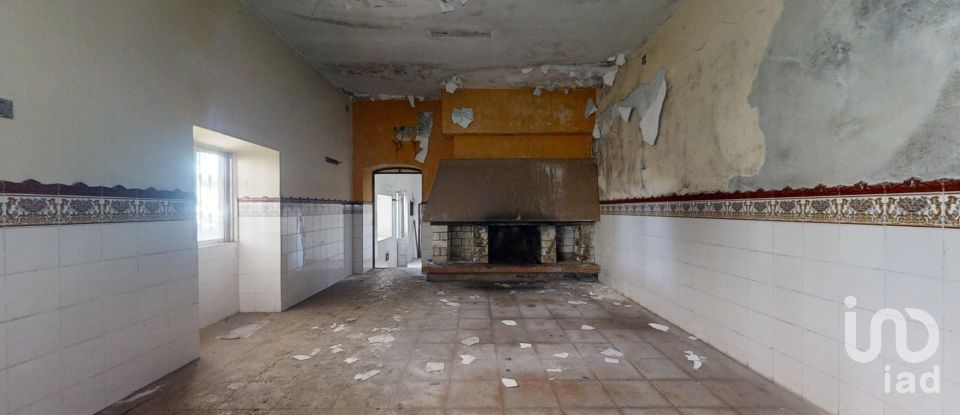 House T8 in Bougado (São Martinho e Santiago) of 270 m²