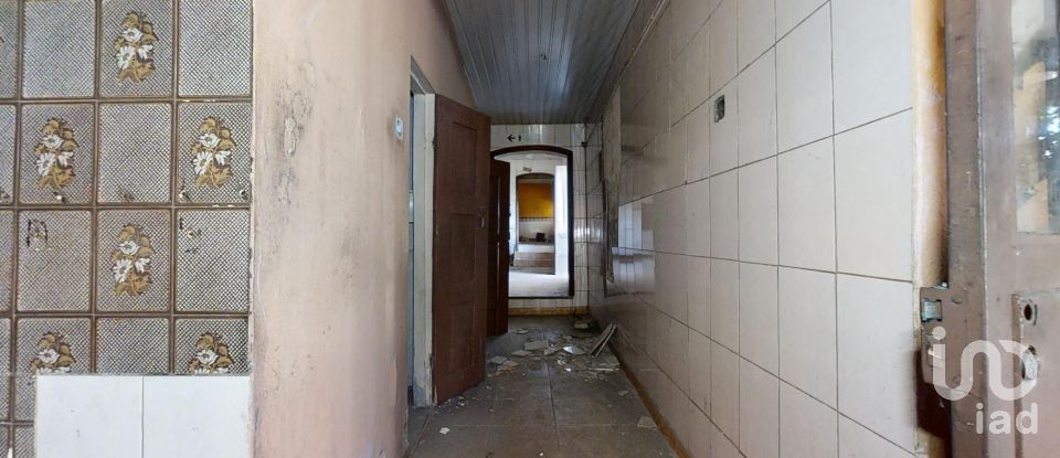 House T8 in Bougado (São Martinho e Santiago) of 270 m²