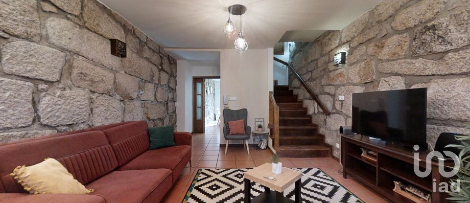 House T3 in São João de Loure e Frossos of 85 m²