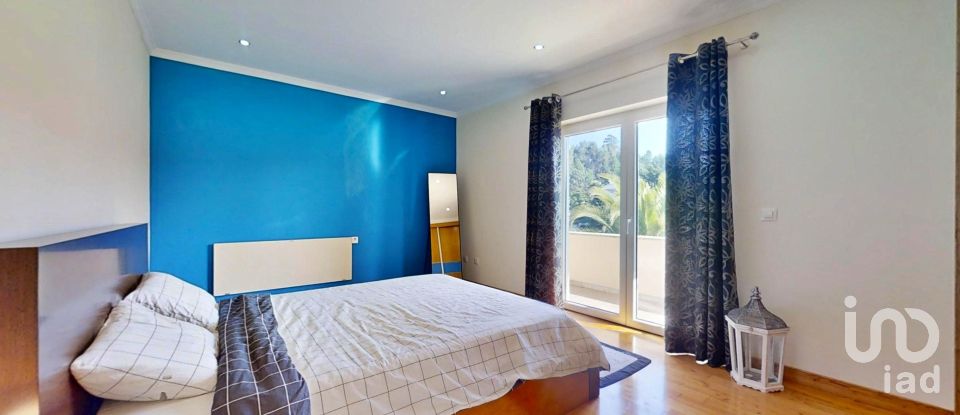 Moradia T4 em Recezinhos (São Mamede) de 435 m²