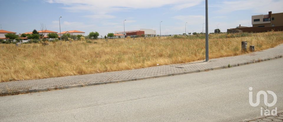 Terreno em Almeida de 550 m²