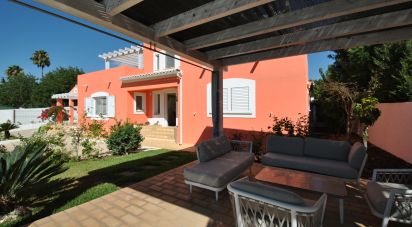 House T5 in Almancil of 259 m²