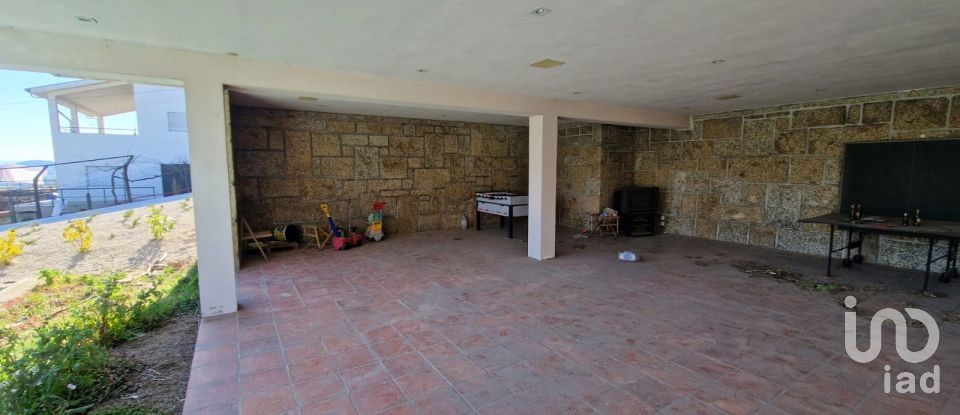 Moradia T4 em Azurém de 759 m²