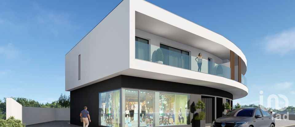 Apartamento T3 em Atouguia da Baleia de 117 m²