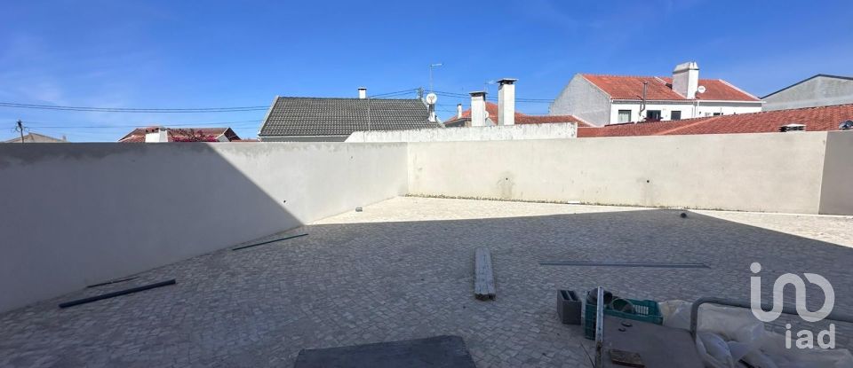 Apartamento T3 em Atouguia da Baleia de 117 m²