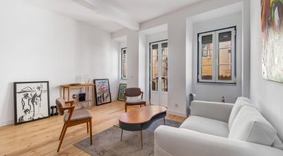 Apartment T1 in Misericórdia of 54 m²