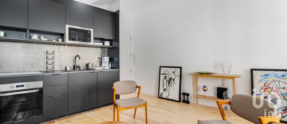 Apartment T1 in Misericórdia of 54 m²