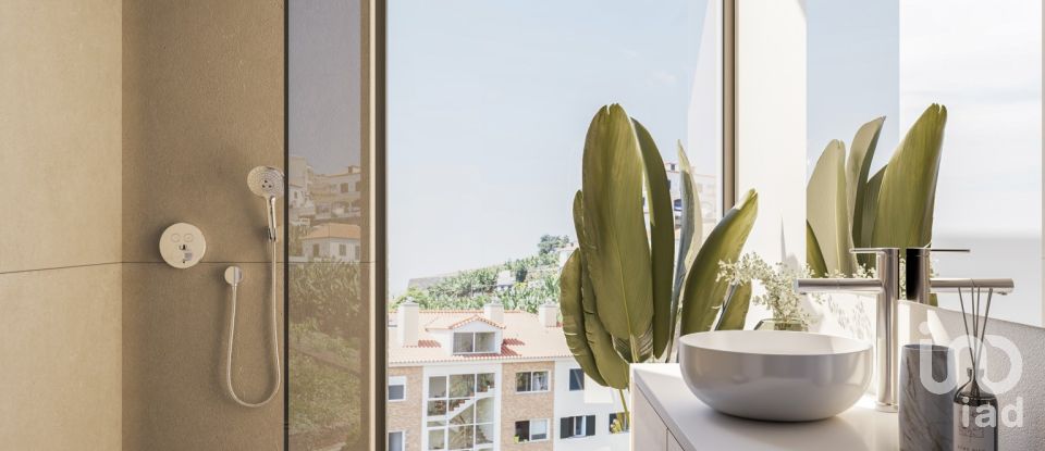 Apartamento T3 em Câmara de Lobos de 154 m²