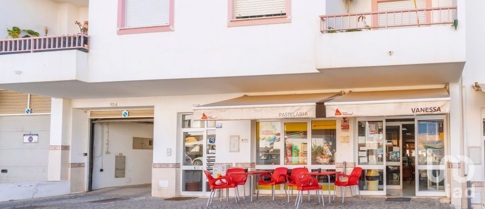 Boutique/Local commercial à Montenegro de 169 m²