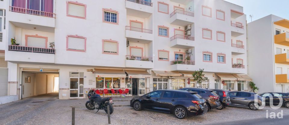 Boutique/Local commercial à Montenegro de 169 m²