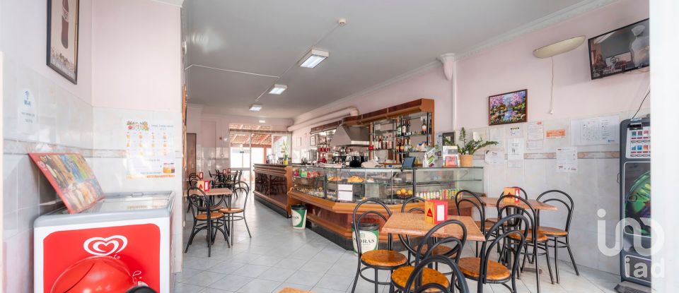 Boutique/Local commercial à Montenegro de 169 m²