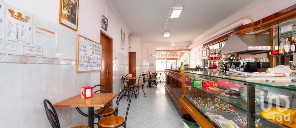 Boutique/Local commercial à Montenegro de 169 m²