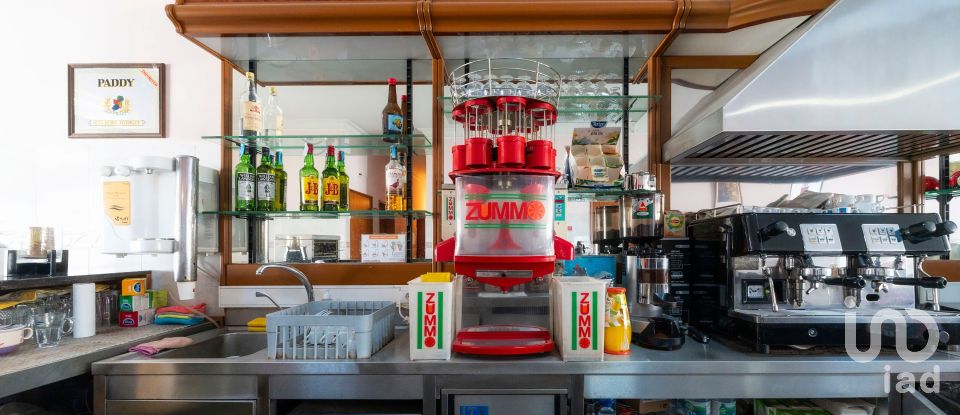 Boutique/Local commercial à Montenegro de 169 m²