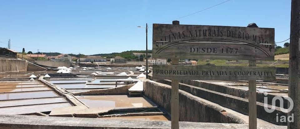 Moradia T4 em Rio Maior de 263 m²