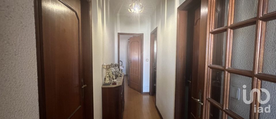 Apartamento T4 em Santa Marinha E São Pedro Da Afurada de 257 m²