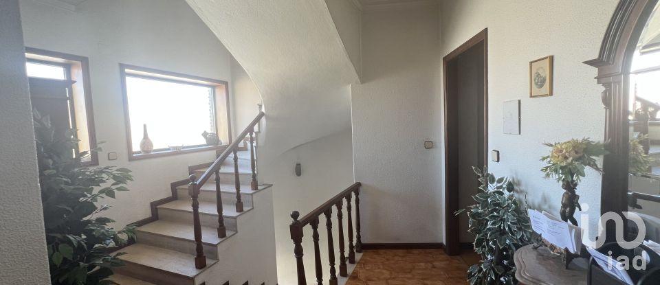 Apartamento T4 em Santa Marinha E São Pedro Da Afurada de 257 m²