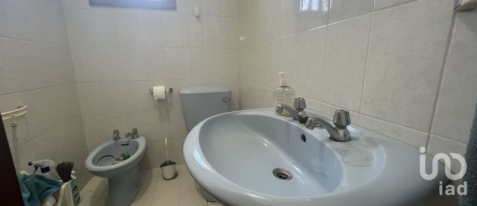 Apartamento T4 em Santa Marinha E São Pedro Da Afurada de 257 m²